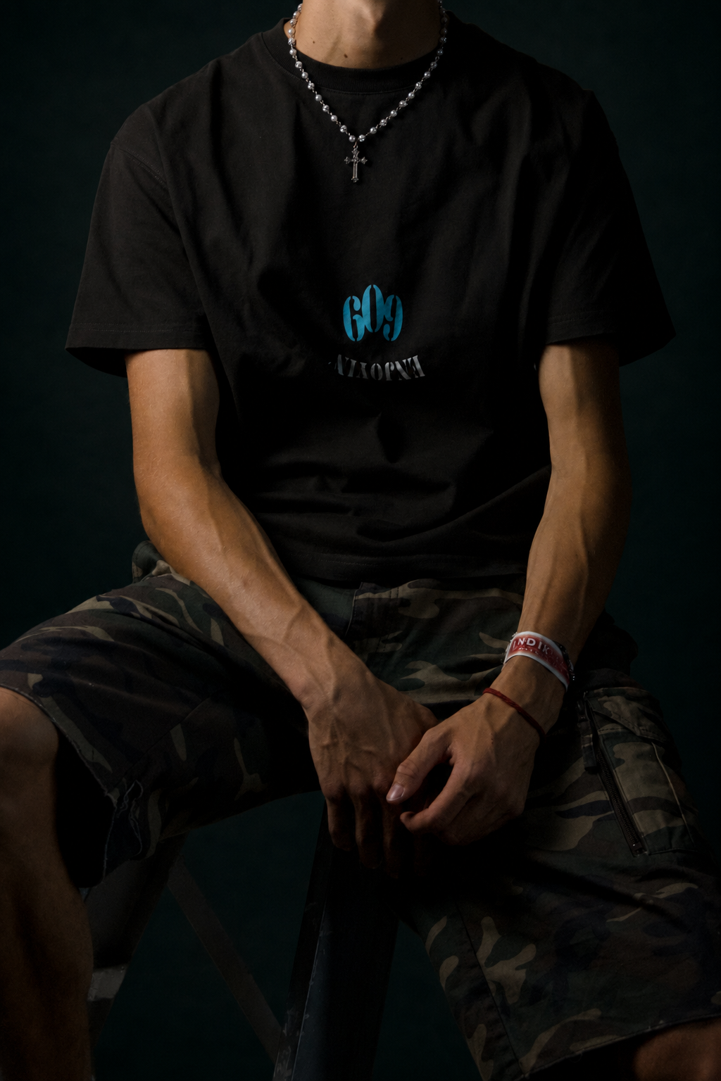 609 BLACK T-SHIRT